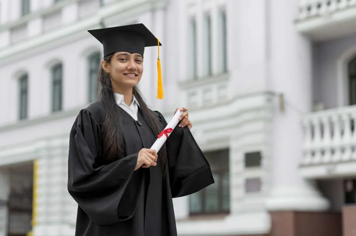 LLB Study Material Made Simple: Ace Your Law Exams with Lawgnan